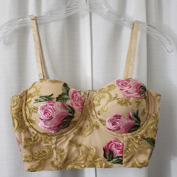 Medium Fashion Nova 2 Piece Set - Gold Lace With Pink Floral Print - Picture 2 of 11